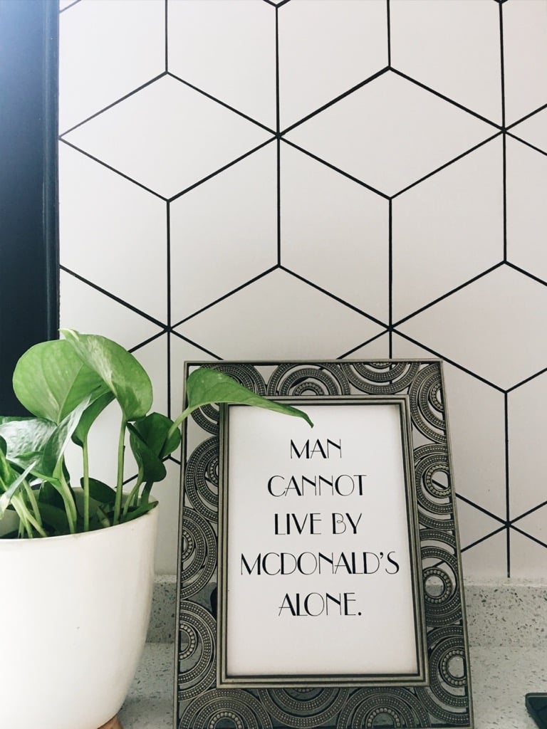 Rhombus tiles backsplash